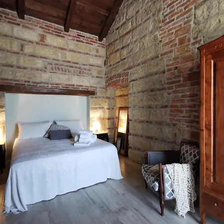 Farm stay Airale
