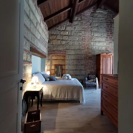 Farm stay Airale